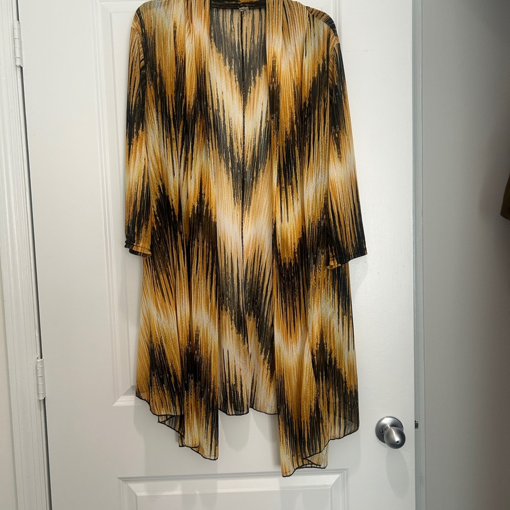 Yellow and Black Patterned Kimono Lightweight Cardigan